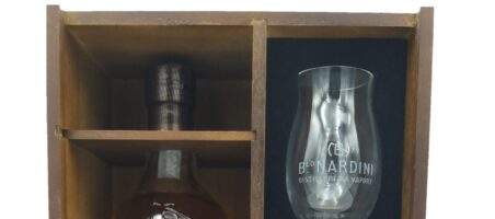 Nardini | Grappa Riserva selezione Bortolo Nardini | 15 Anni | Cassetta in Legno + 2 bicchieri | Cl 70